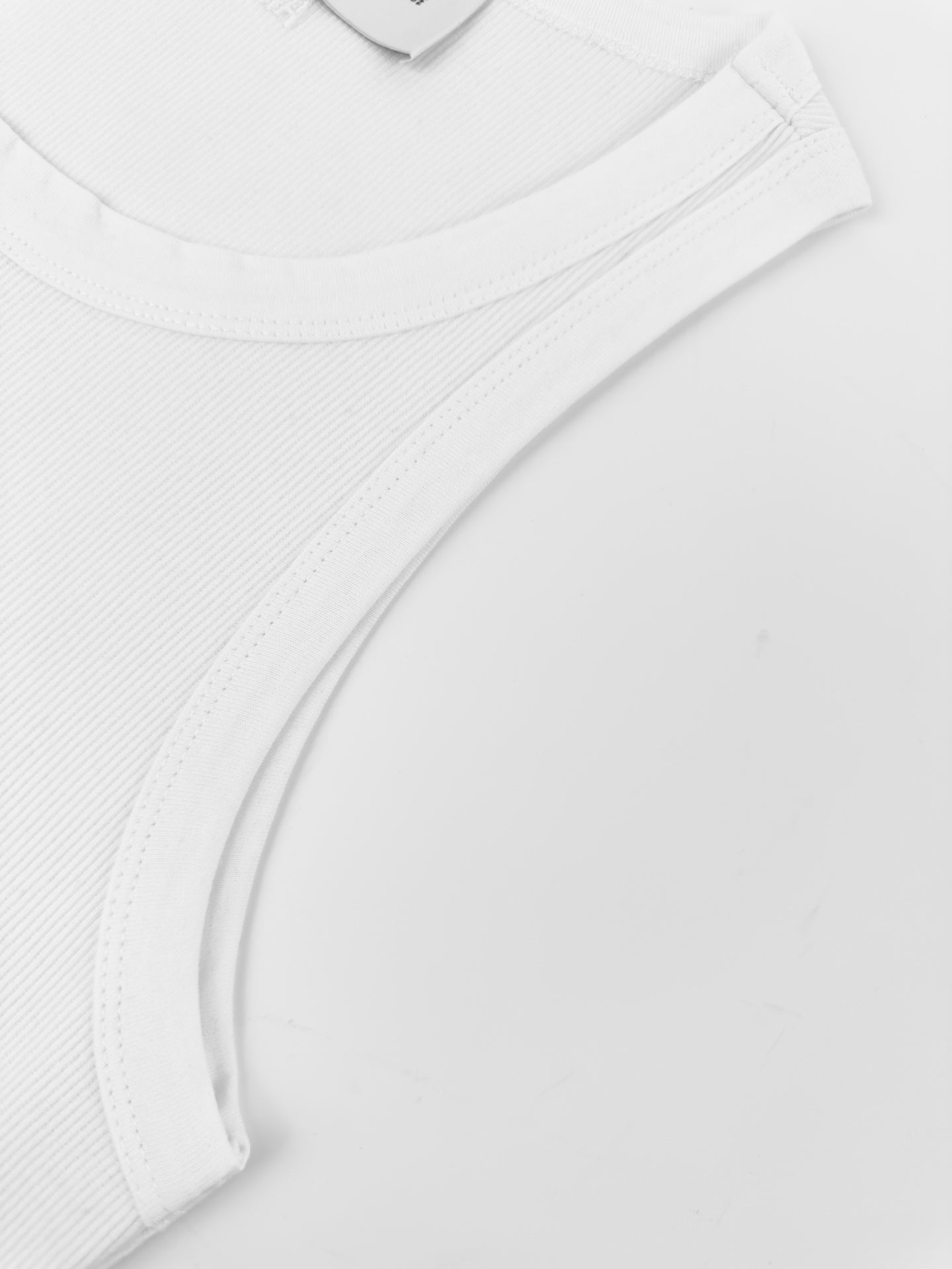 AMI Paris Ami de Cœur Ribbed Cotton Fitted Tank Top — White