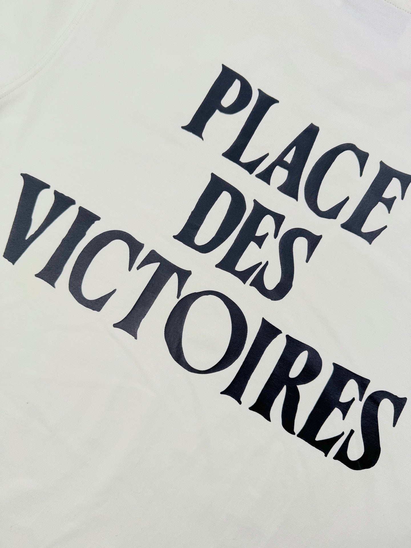 AMI Paris Ami de Cœur Cotton T-Shirt — Ecru