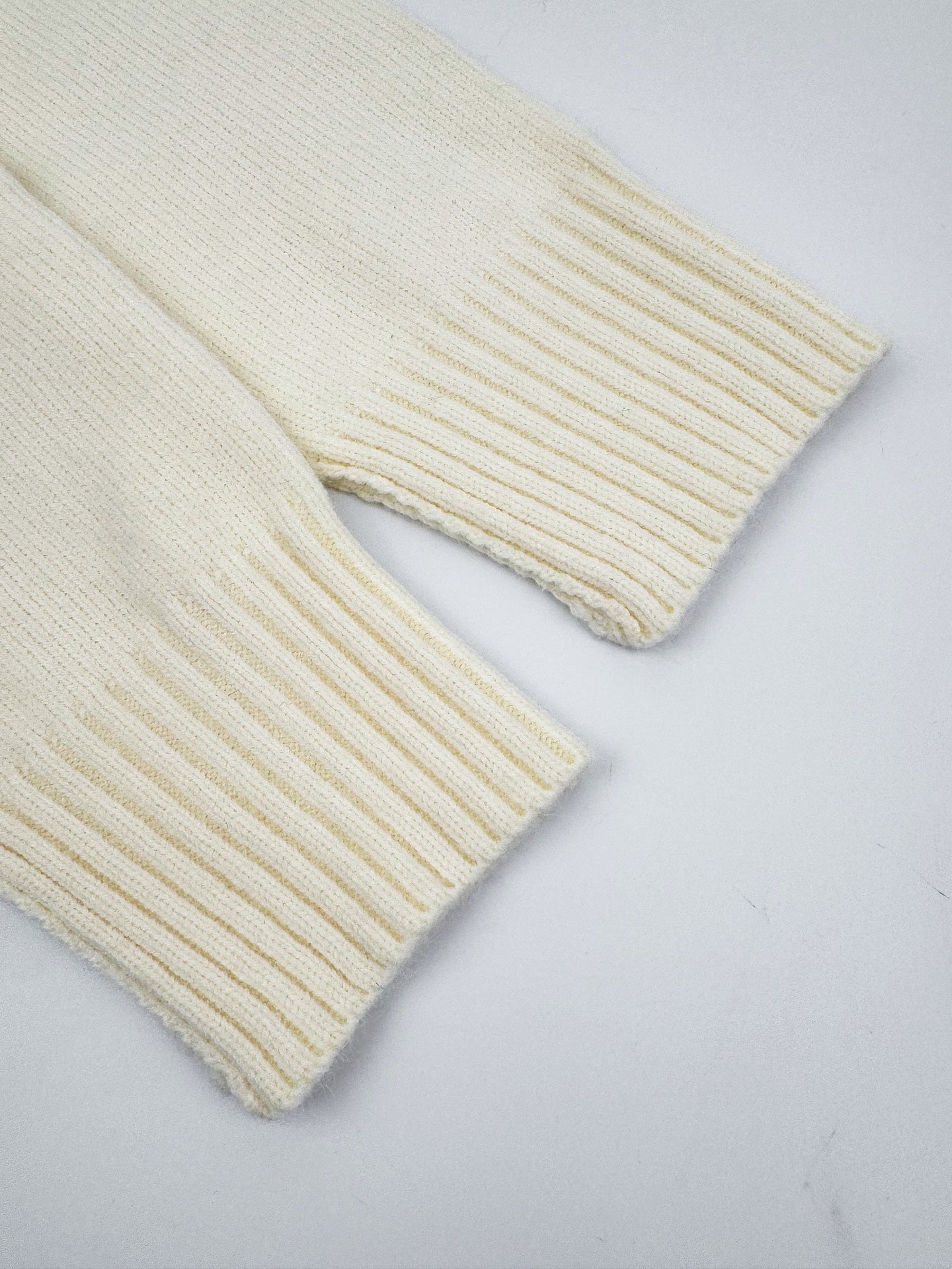 AMI Paris Ami de Cœur V-Neck Wool Cardigan — Ivory
