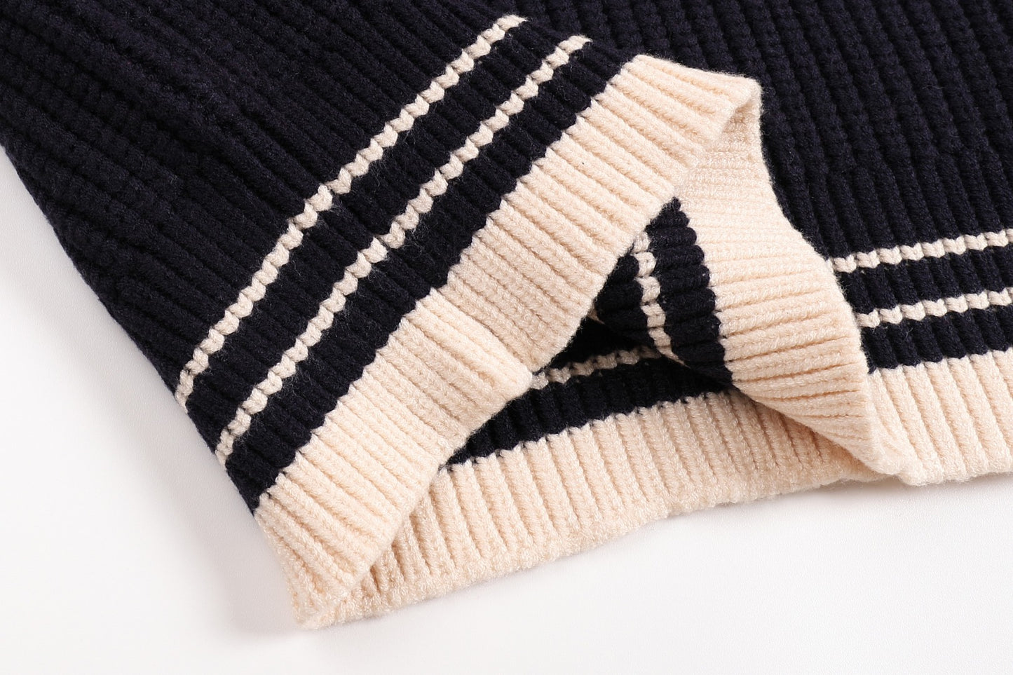 AMI Paris Ami de Cœur Varsity Stripe Knit Vest